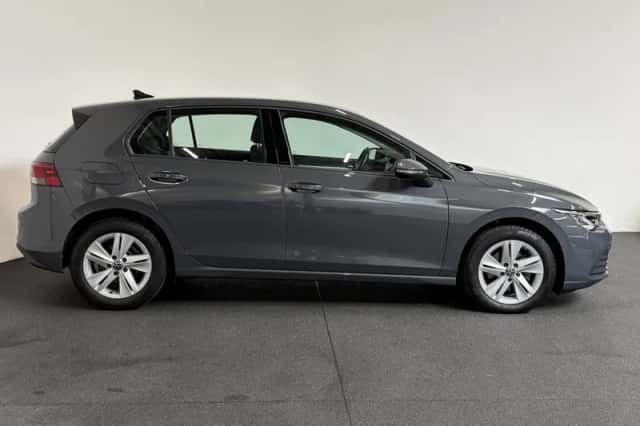 Volkswagen Golf (2021) thumbnail 6