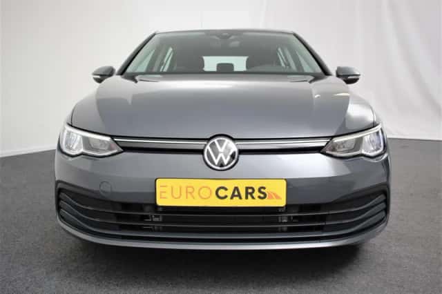Volkswagen Golf (2021) thumbnail 4