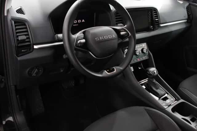Škoda Karoq (2025) thumbnail 2