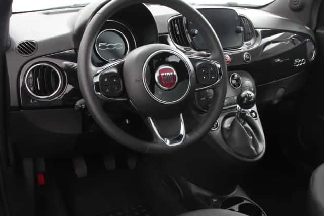 Fiat 500 (2024) thumbnail 2