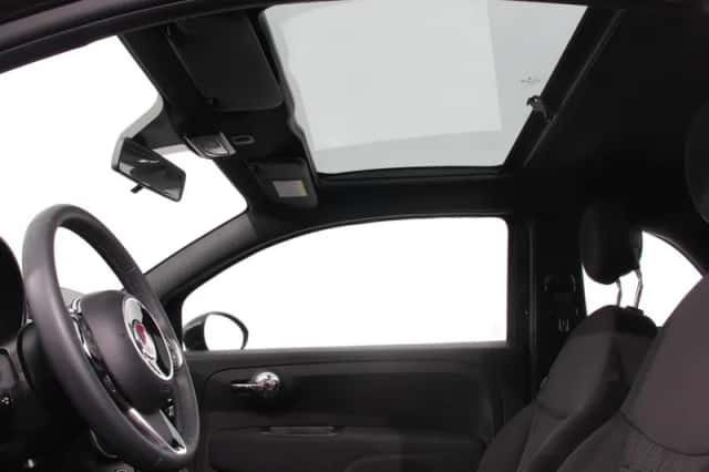 Fiat 500 (2024) thumbnail 3