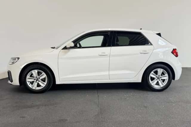 Audi A1 (2023) thumbnail 4