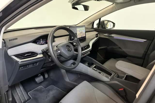Škoda Enyaq (2022) thumbnail 2