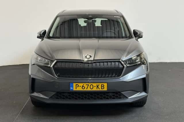 Škoda Enyaq (2022) thumbnail 4