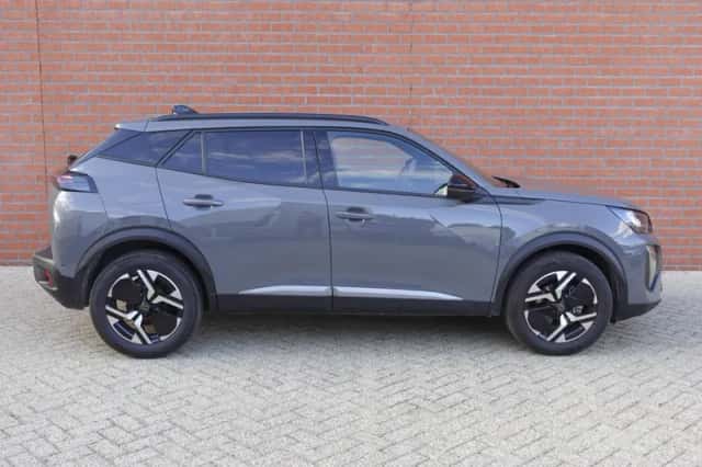 Peugeot 2008 (2024) thumbnail 6