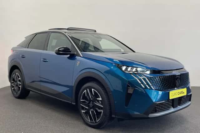 Peugeot 3008 (2024) thumbnail 3