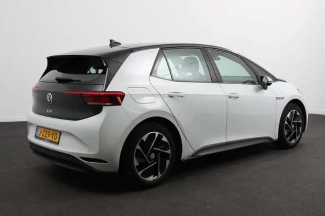 Volkswagen ID.3 (2020) thumbnail 6