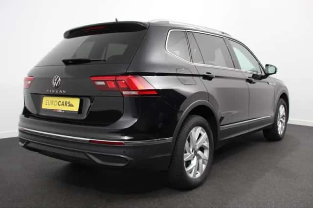 Volkswagen Tiguan (2022) thumbnail 6