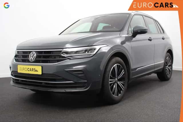 Volkswagen Tiguan (2022) thumbnail 1