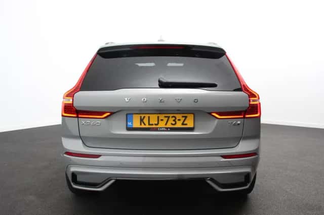 Volvo XC60 (2025) thumbnail 5