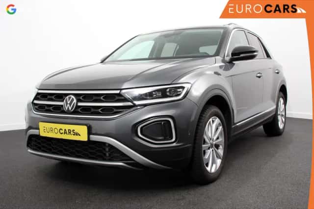 Volkswagen T-Roc (2023) thumbnail 1