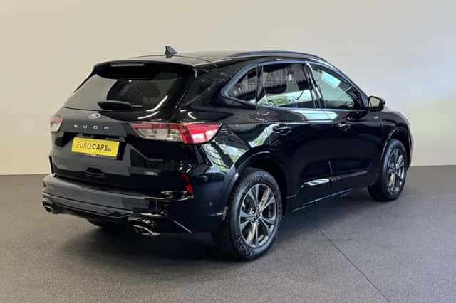 Ford Kuga (2022) thumbnail 6