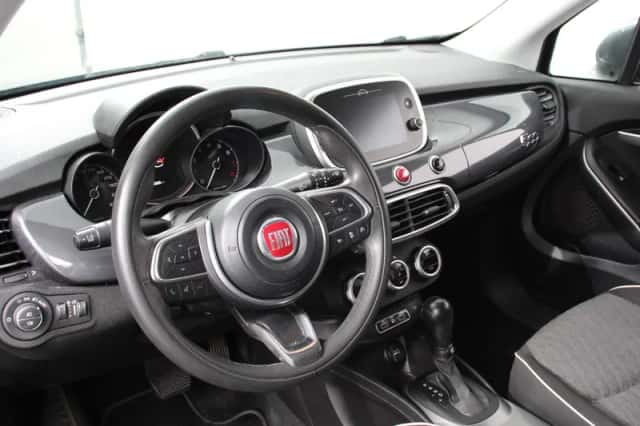 Fiat 500X (2019) thumbnail 2