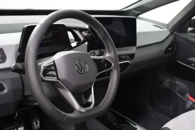 Volkswagen ID.3 (2023) thumbnail 2