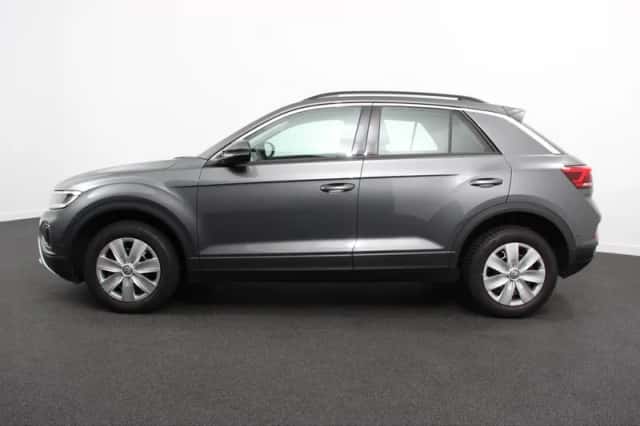 Volkswagen T-Roc (2022) thumbnail 5