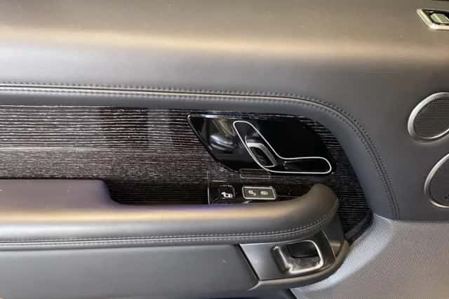 Land Rover Range Rover (2019) thumbnail 26