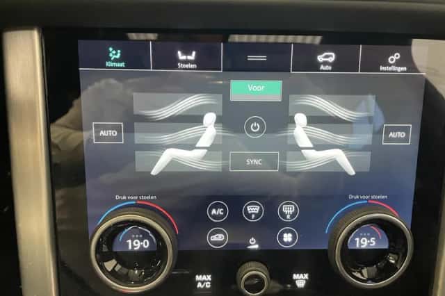 Land Rover Range Rover (2019) thumbnail 40