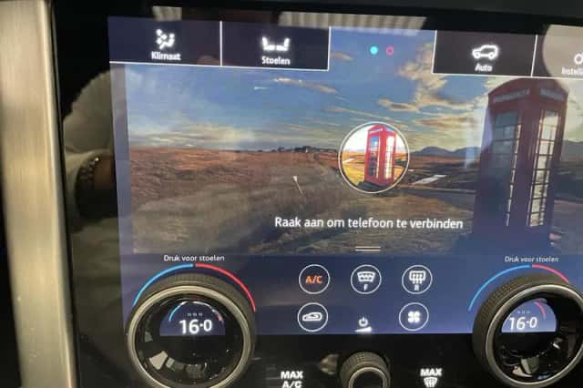 Land Rover Range Rover (2019) thumbnail 43