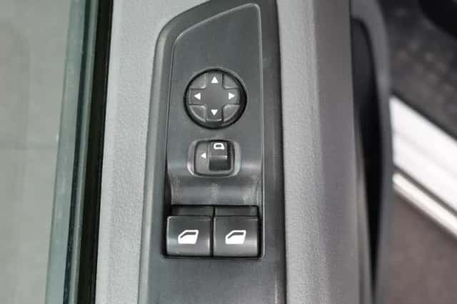 Opel Vivaro (2020) thumbnail 9