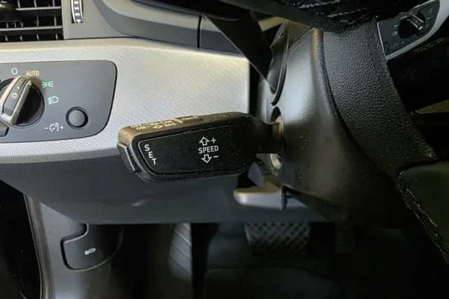 Audi A4 (2020) thumbnail 14