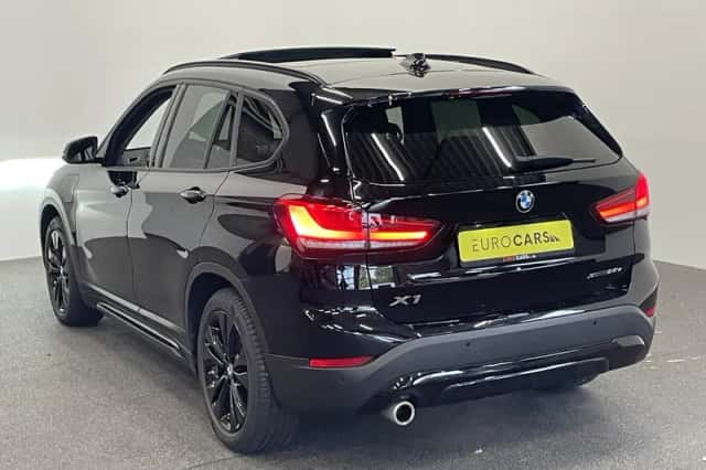 BMW X1 (2021) thumbnail 17