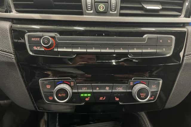 BMW X1 (2021) thumbnail 24