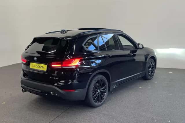 BMW X1 (2021) thumbnail 7