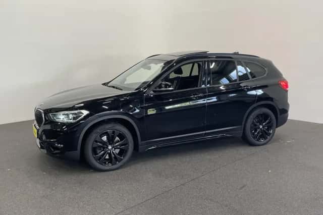BMW X1 (2021) thumbnail 9