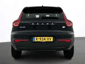 Volvo XC40 (2021) thumbnail 3