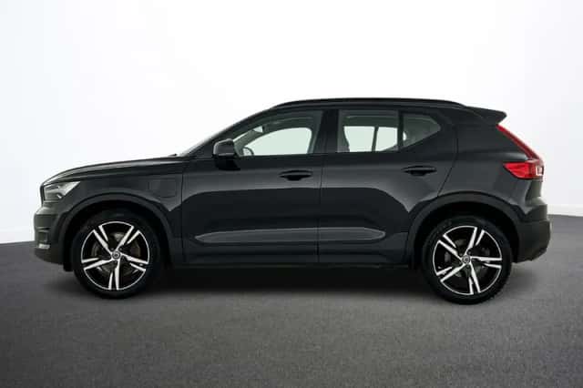 Volvo XC40 (2021) thumbnail 2