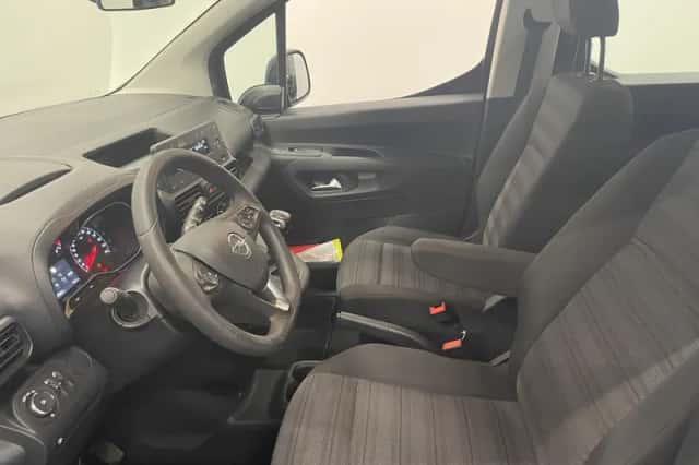 Opel Combo Life (2020) thumbnail 11