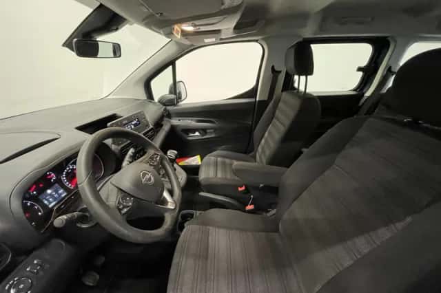 Opel Combo Life (2020) thumbnail 12