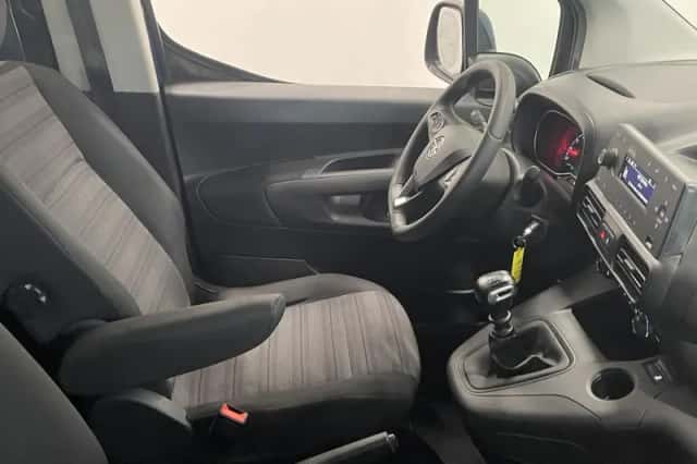 Opel Combo Life (2020) thumbnail 29