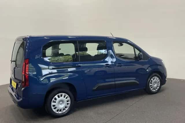 Opel Combo Life (2020) thumbnail 10
