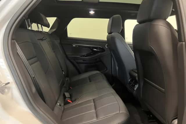 Land Rover Range Rover Evoque (2023) thumbnail 31