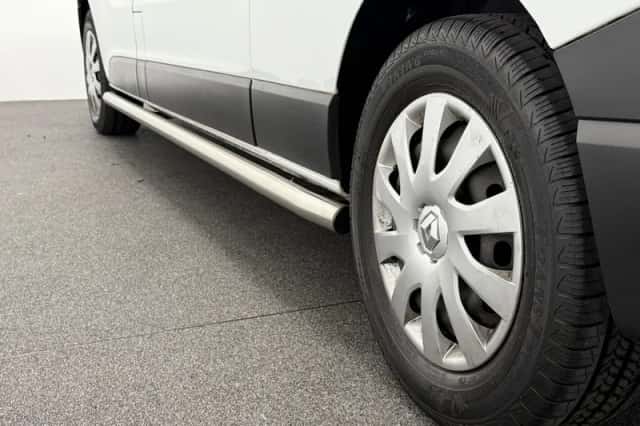 Renault Trafic (2019) thumbnail 16