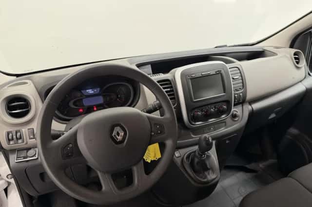 Renault Trafic (2019) thumbnail 18