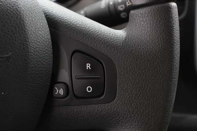 Renault Trafic (2018) thumbnail 17