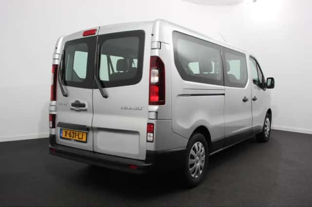 Renault Trafic (2018) thumbnail 5