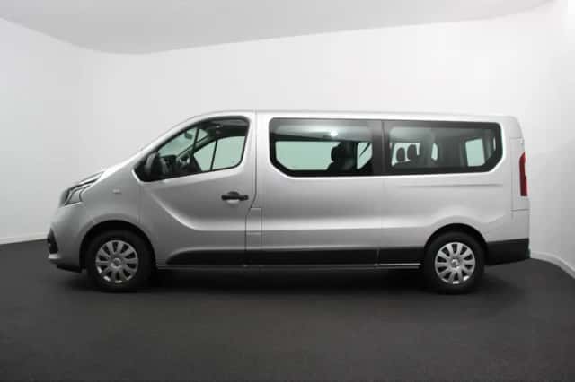 Renault Trafic (2018) thumbnail 6