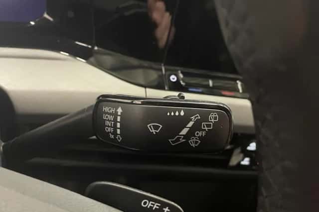 Volkswagen Golf (2023) thumbnail 19