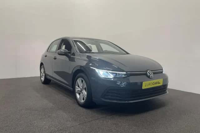 Volkswagen Golf (2023) thumbnail 3