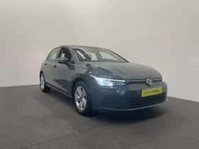 Volkswagen Golf (2023) thumbnail 3