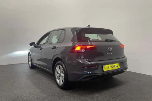 Volkswagen Golf (2023) thumbnail 8