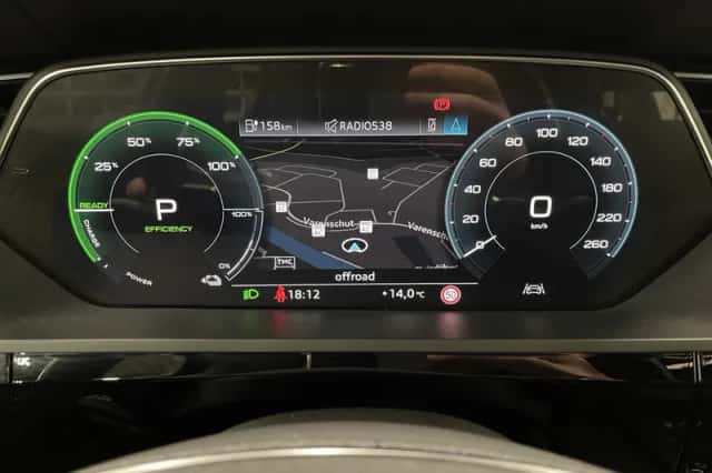 Audi e-tron (2020) thumbnail 11