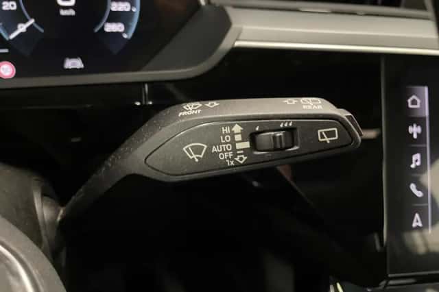 Audi e-tron (2020) thumbnail 27