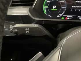 Audi e-tron (2020) thumbnail 28