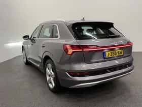 Audi e-tron (2020) thumbnail 7