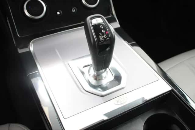Land Rover Range Rover Evoque (2021) thumbnail 14