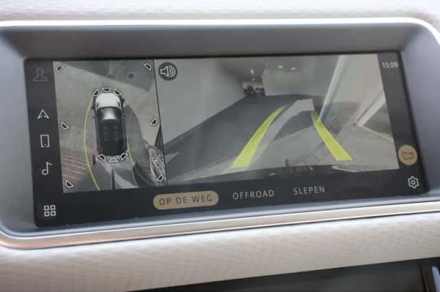Land Rover Range Rover Evoque (2021) thumbnail 23